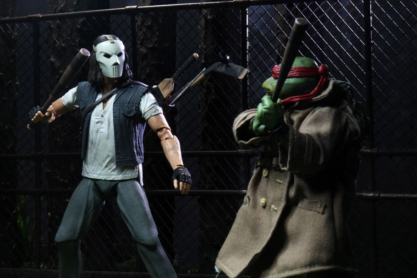 CASEY JONES & RAPHAEL TMNT DISGUISE 2 – 7″ ACTION FIGURE