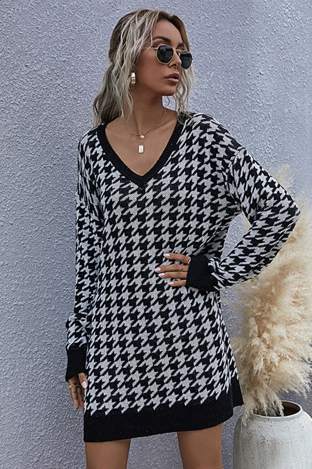 Houndstooth Pullover Slim V-neck Knitted Sweater