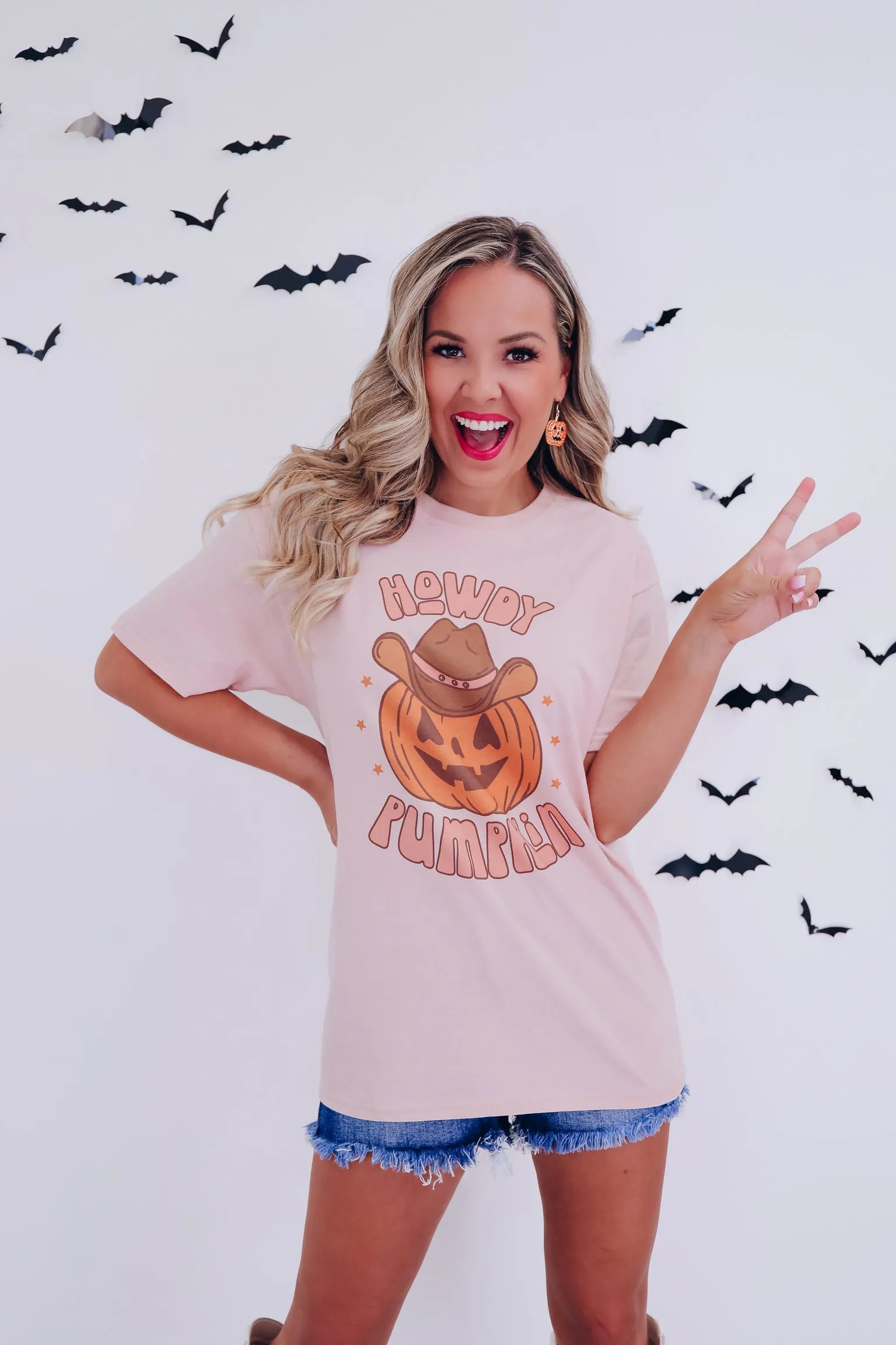 Howdy Pumpkin Graphic Tee - Blush