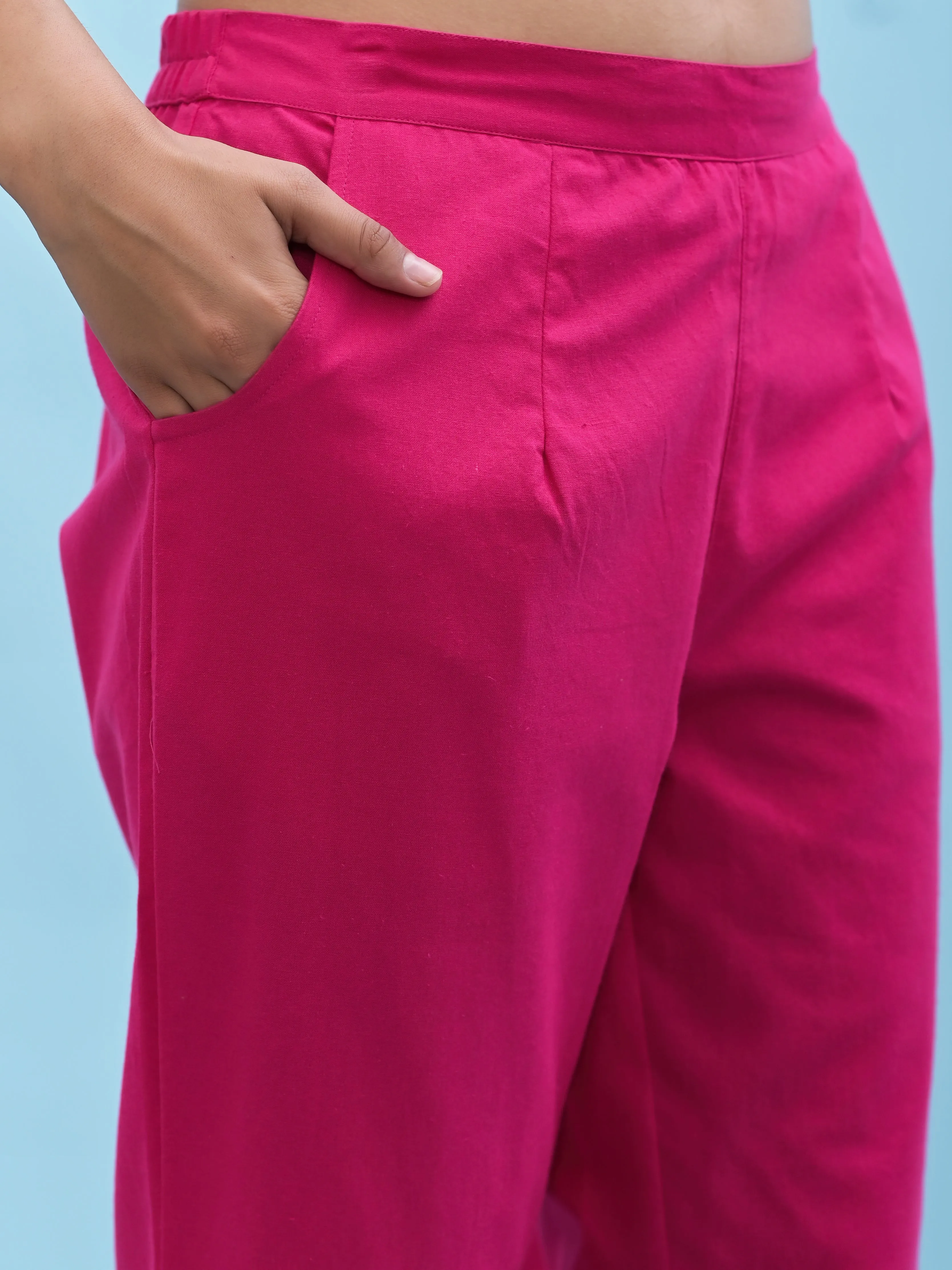 Jashvi Women Fuchsia Solid Cotton Pants with Partially Elasticated Waistband and Two Side Pockets