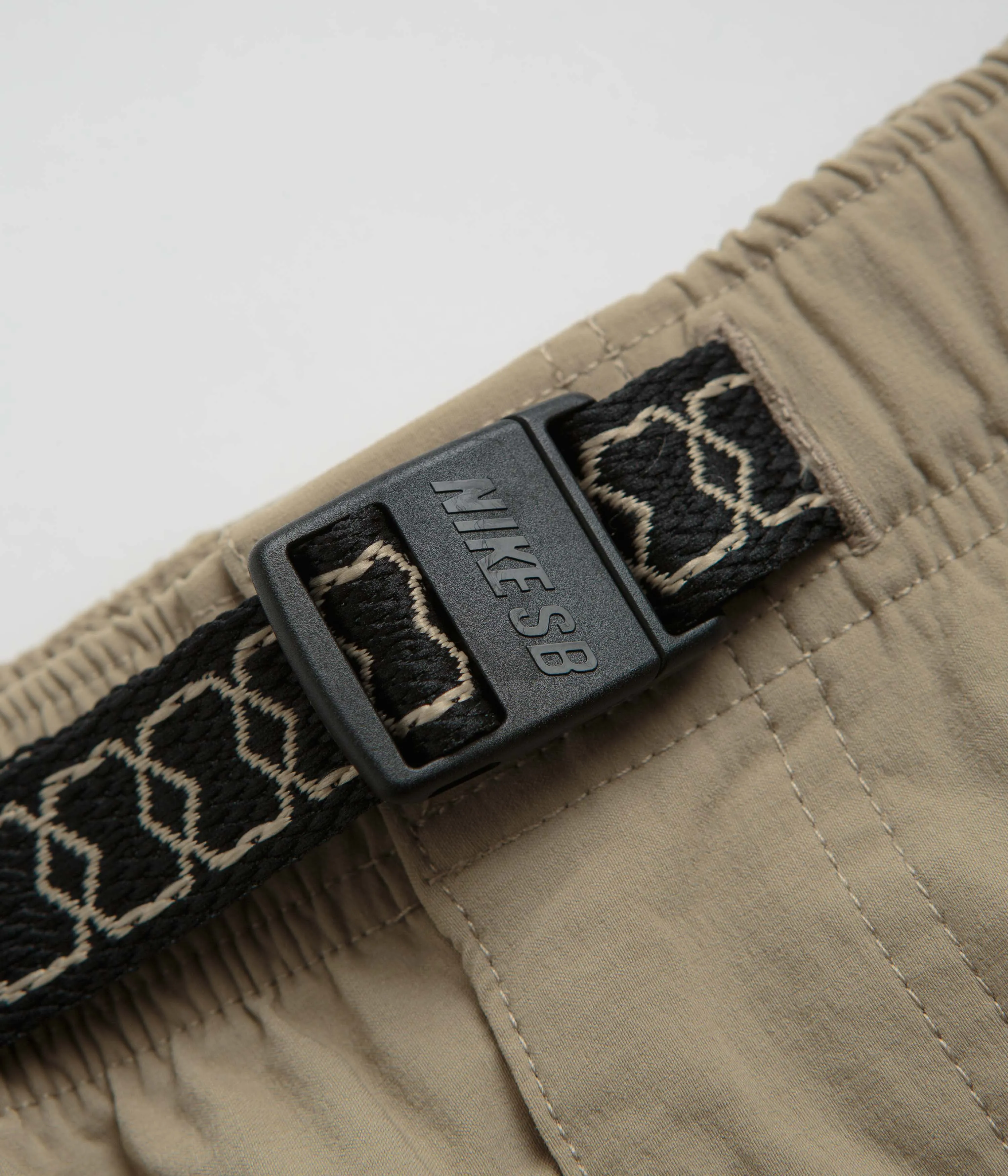 Nike SB Kearny Cargo Pants - Khaki / White