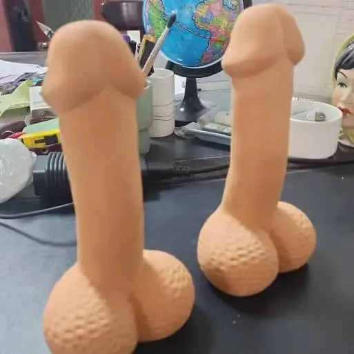 Pube Pet Sprouting Penis Planter