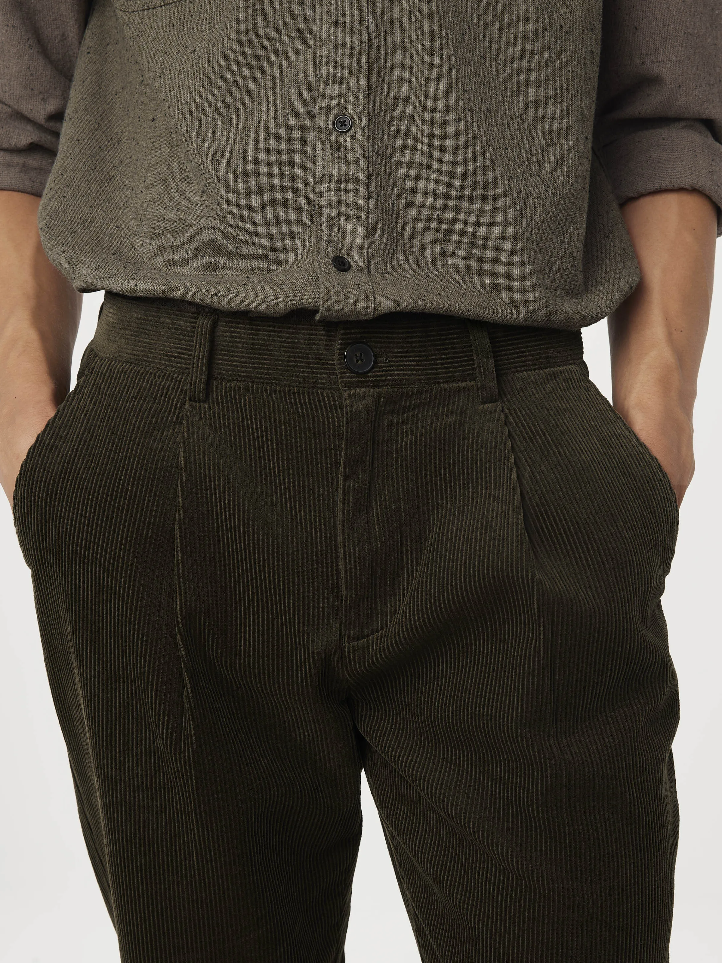 The Jamie Tapered Corduroy Pant in Dark Taupe