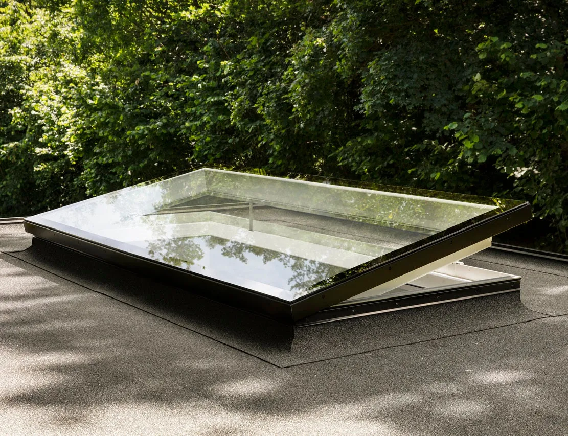 VELUX CVU 090060 1093 INTEGRA® SOLAR Curved Glass Rooflight Package 90 x 60cm (Including CVU Double Glazed Base & ISU Curved Glass Top Cover)