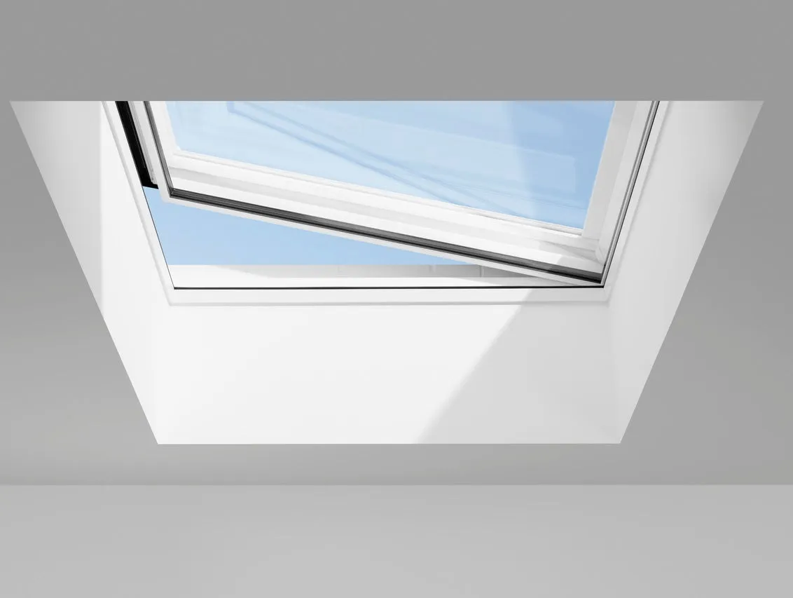 VELUX CVU 090060 1093 INTEGRA® SOLAR Curved Glass Rooflight Package 90 x 60cm (Including CVU Double Glazed Base & ISU Curved Glass Top Cover)